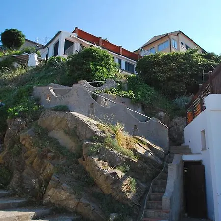 Caletta *